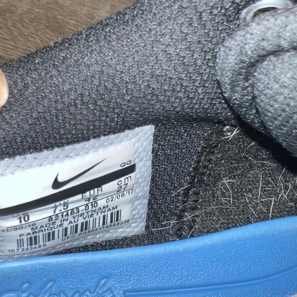 Nike Black court shoes, size 10 - Picture 6 of 6